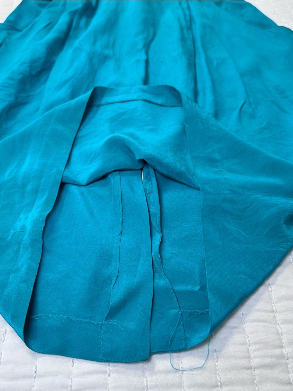 Vintage 80s 100% Silk Green Long-Sleeve Embroidered Waist Pleat Cutout BackDress - Picture 7 of 16